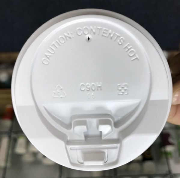 ISO9001 gecertificeerd plastic bekertje Snap-on ontwerp en compatibiliteit met de meeste standaard bekertjes