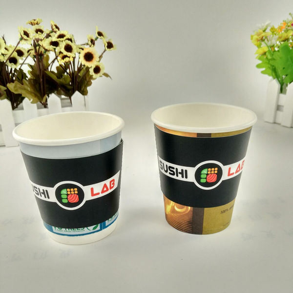Aanpasbare drankbeker mouw wegwerp Kraft karton koffie thee houder met merk logo gedrukt ontwerp