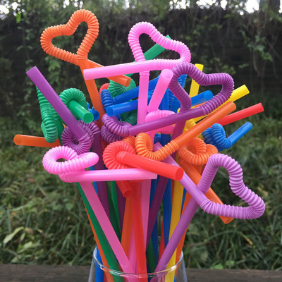 Kleurrijke plastic 0,5 * 21 cm buigbare rietjes flexibel voor kinderfeestjes